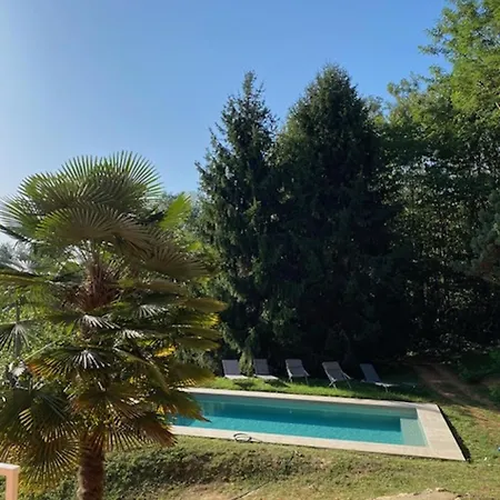 Tatil Evi Le Petit Quintefeuille, Tennis *