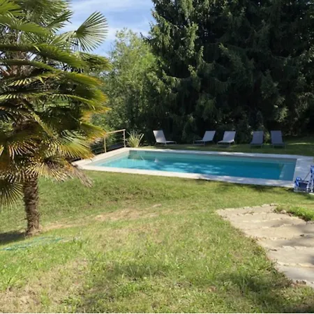 Tatil Evi Le Petit Quintefeuille, Tennis *