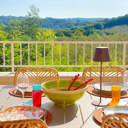 Le Petit Quintefeuille, Tennis Tatil Evi